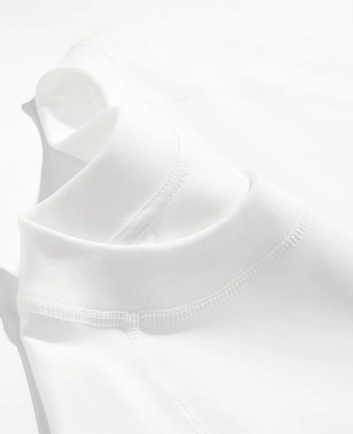 나는 정치적 티셔츠 안에 있는 적이다. 안티 시즌 스테 - Vintage Fashion Campaigns 리뷰 및 가격