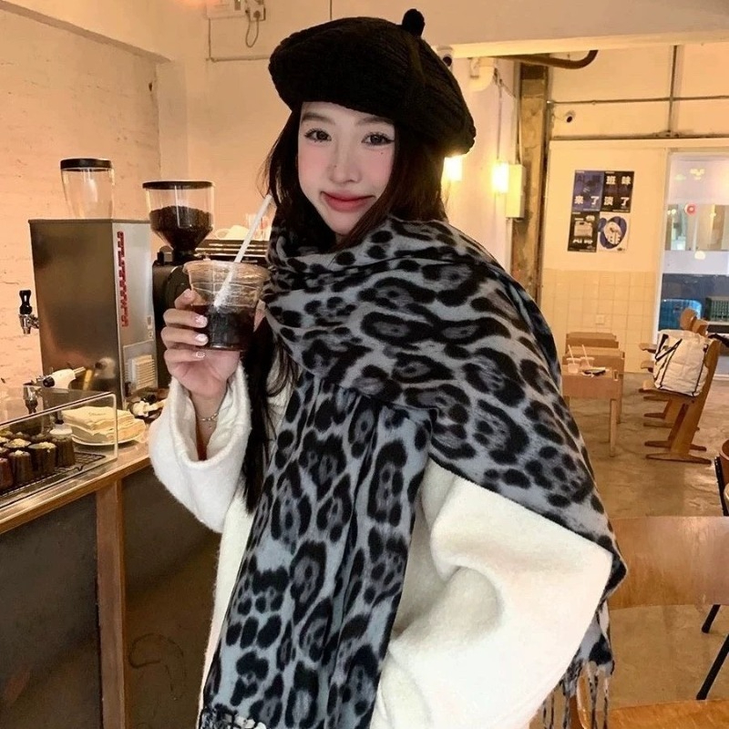 2025년 신상 레트로 실크 레오파드 패턴 스카프 가볍 - Vintage Fashion Patterns 리뷰 및 가격